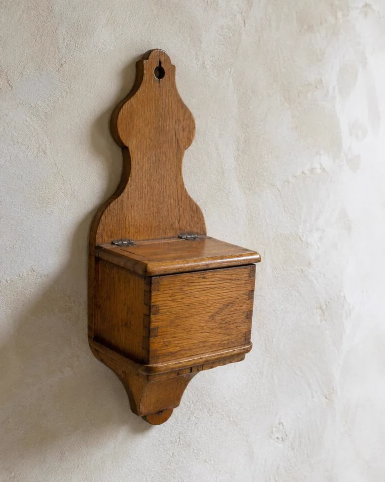 Georgian oak candle box